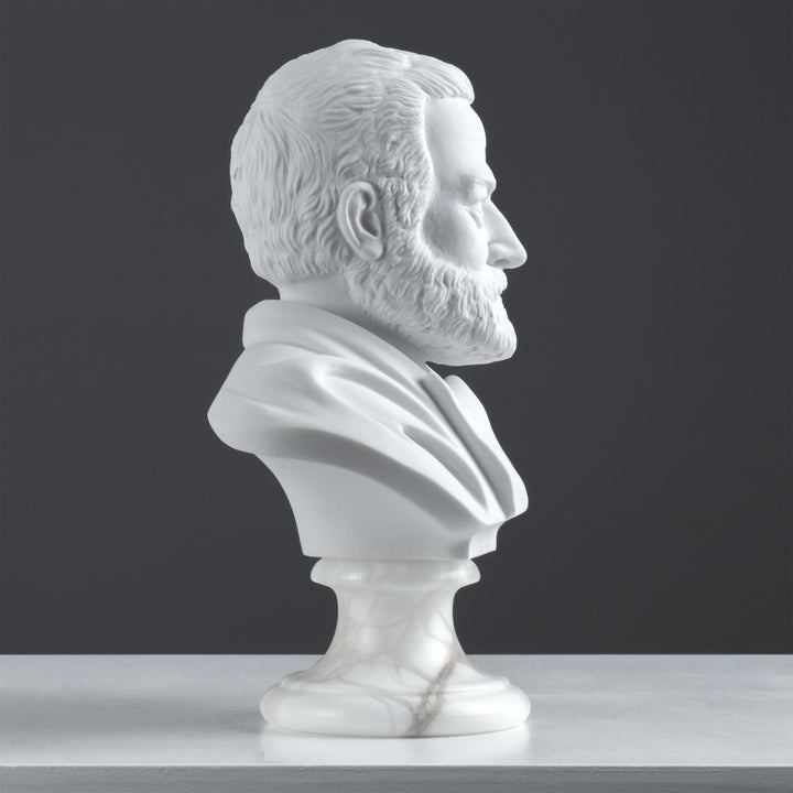 Busto Victor Hugo — Maestro del Romanticismo Francés