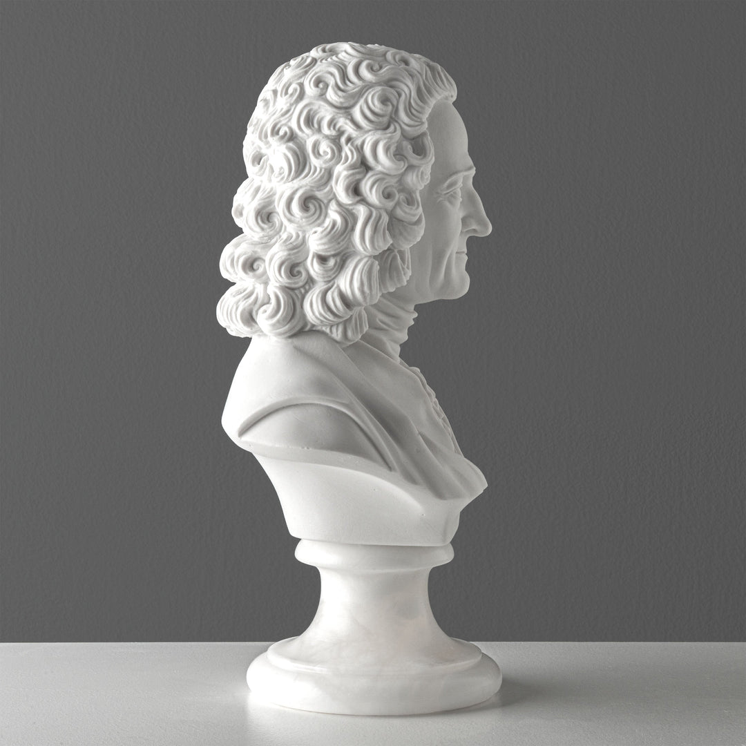 Busto de Voltaire — Espíritu de la Ilustración
