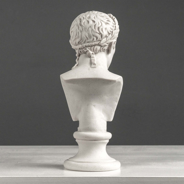 Escultura de busto de Julio César – Con corona de laurel victoriosa