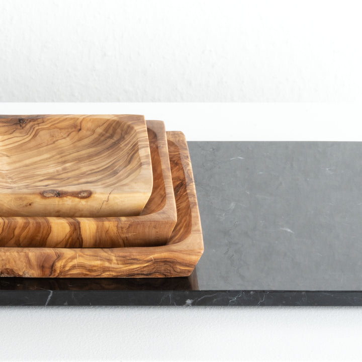 Juego de platos cuadrados de madera de olivo hecho a mano (3 piezas)