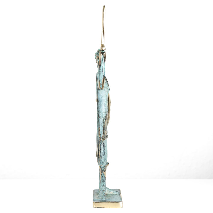 Estatua de Alejandro Magno — guerrero con espada y escudo (Escultura de latón)
