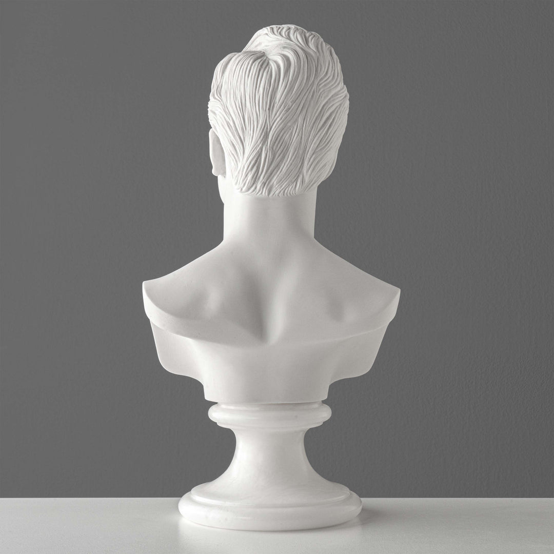 Busto de Friedrich Nietzsche — Arquitecto del Existencialismo Moderno