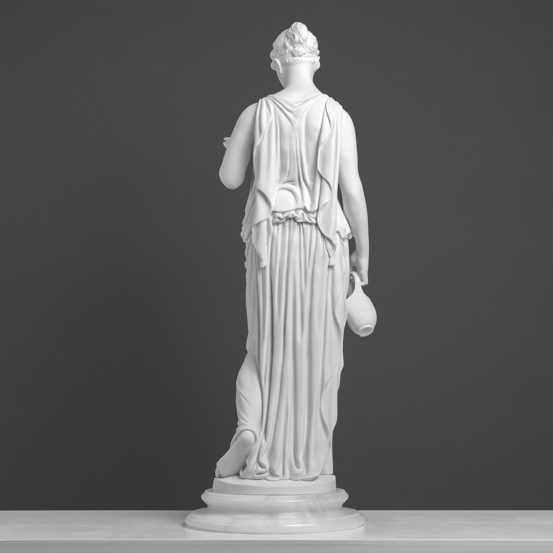 Escultura de Hebe — Diosa de la Juventud (Modelo Neoclásico según Thorvaldsen)