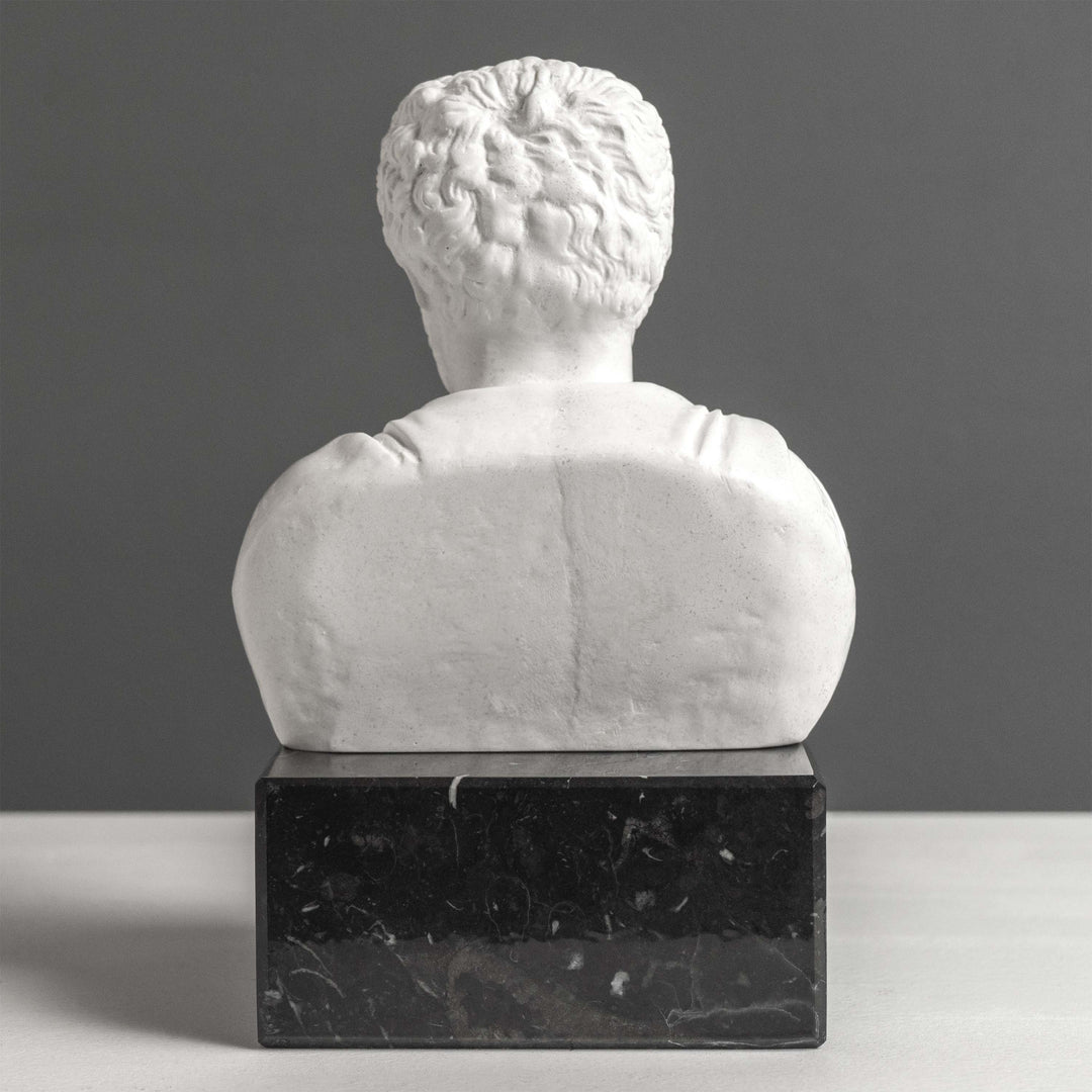 Busto de Marco Aurelio sujetalibros con base de mármol negro