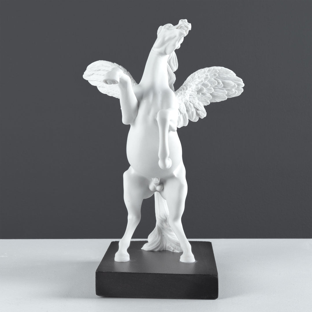 Estatua Pegaso — Caballo Alado de la Mitología Griega