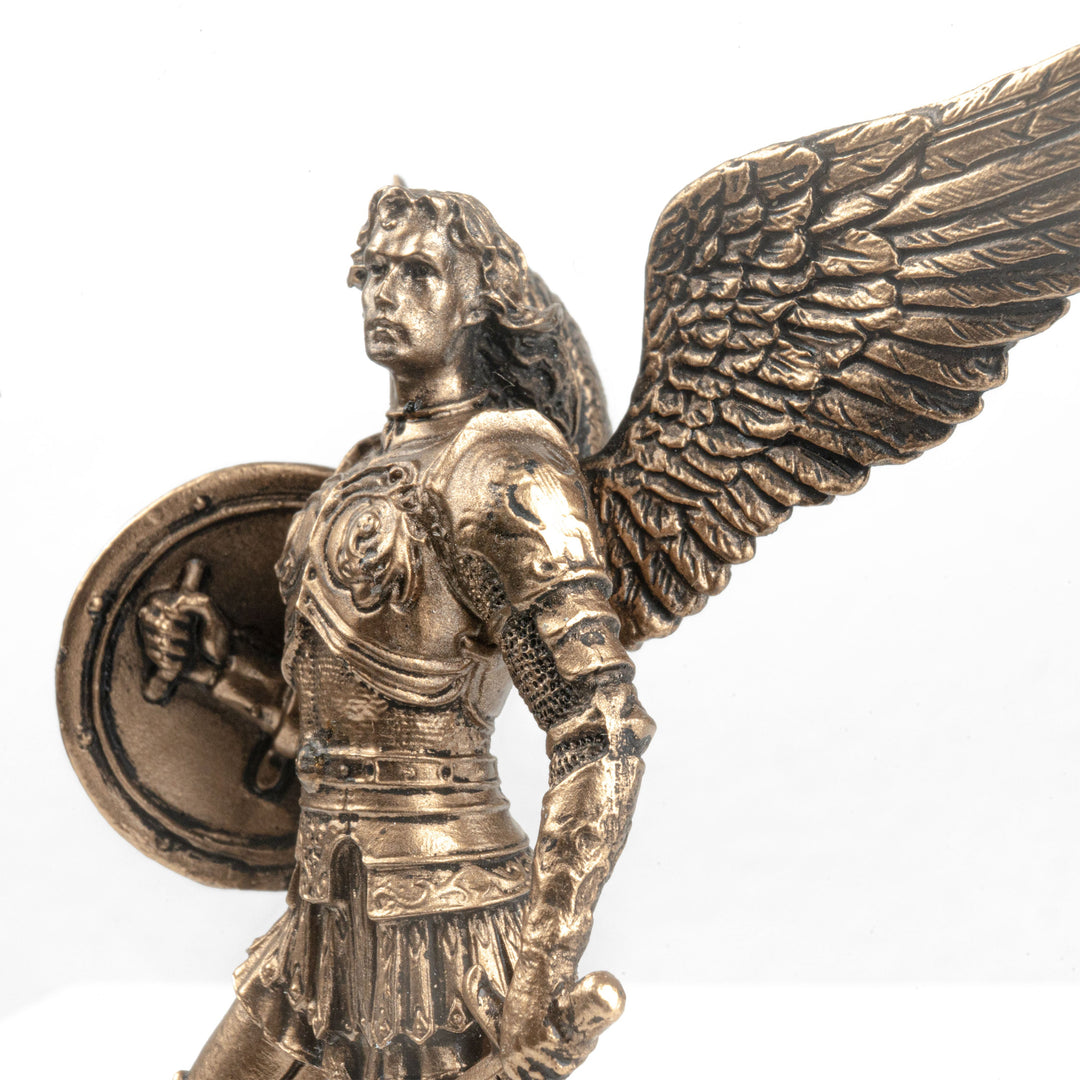 Figura de San Miguel Arcángel – Defensor del Cielo (pequeña estatua de bronce fundido en frío)