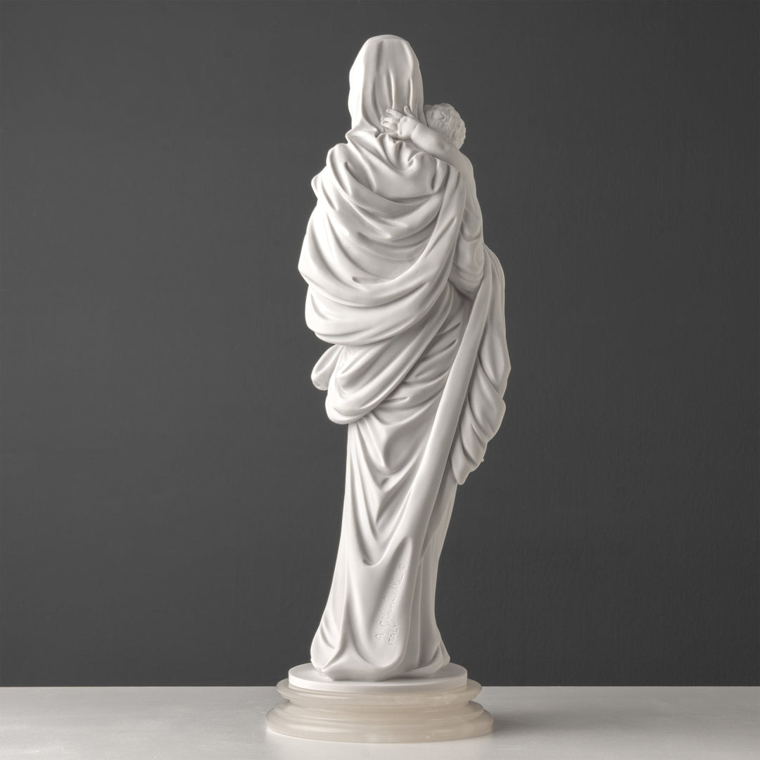 Estatua de la Virgen con el Niño — Madonna delle Arpie, de Andrea del Sarto