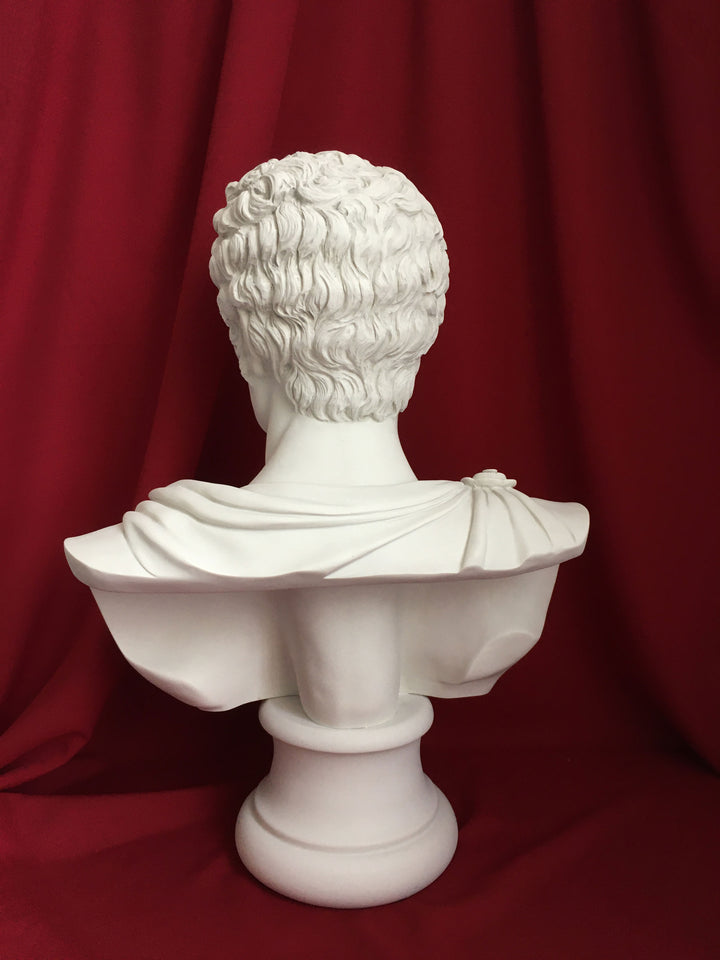 Busto de Senador Romano con Toga