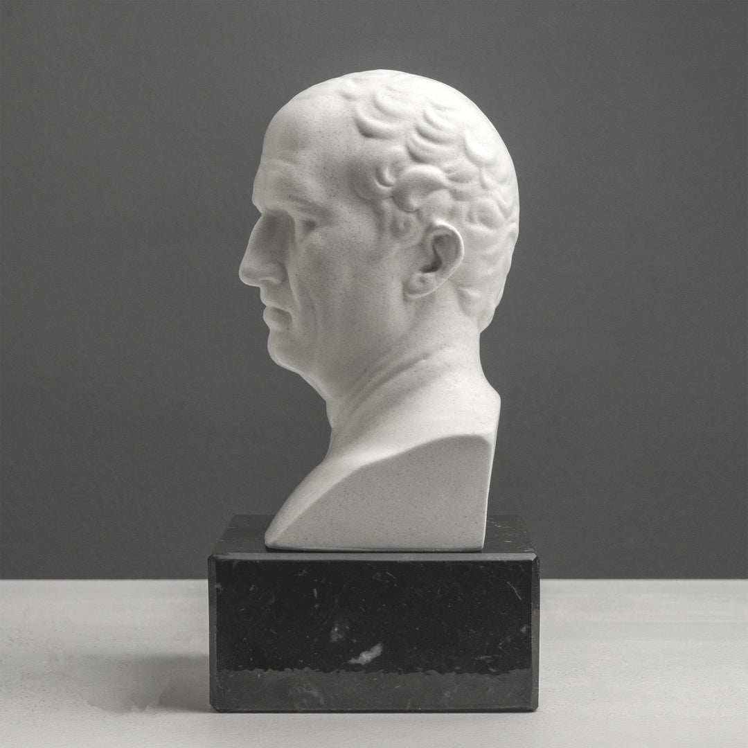 Busto de Cicerón sujetalibros con base de mármol negro