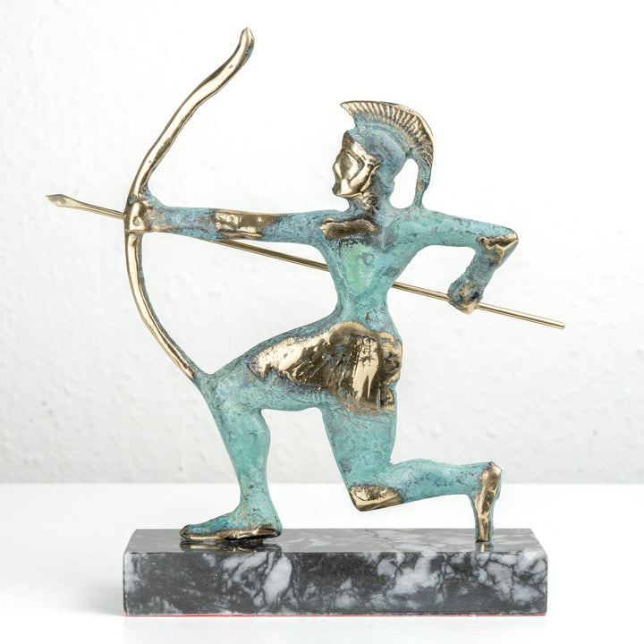 Estatua de Arquero griego — Guerrero con arco (Escultura de latón)