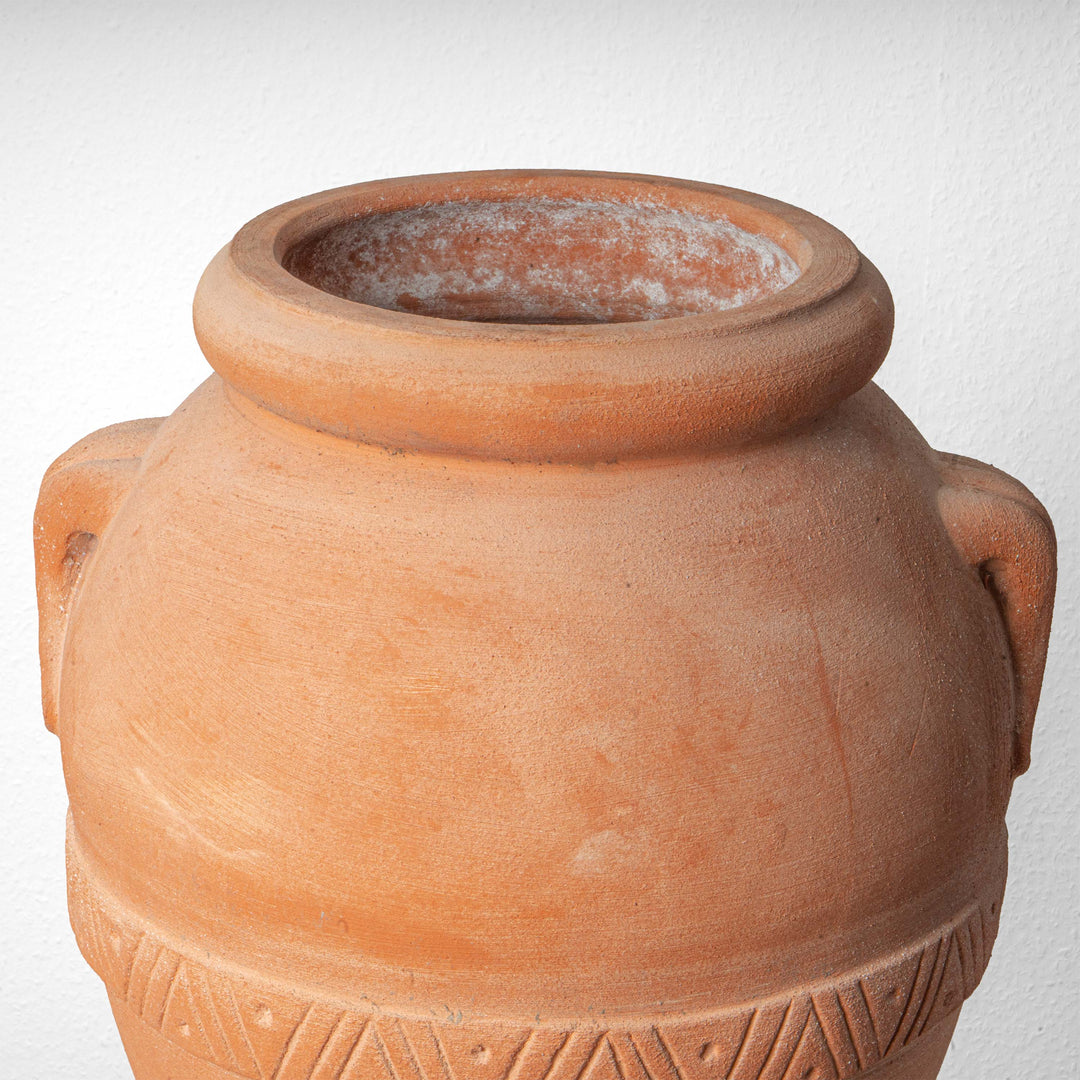 Jarra toscana clásica de terracota con asas