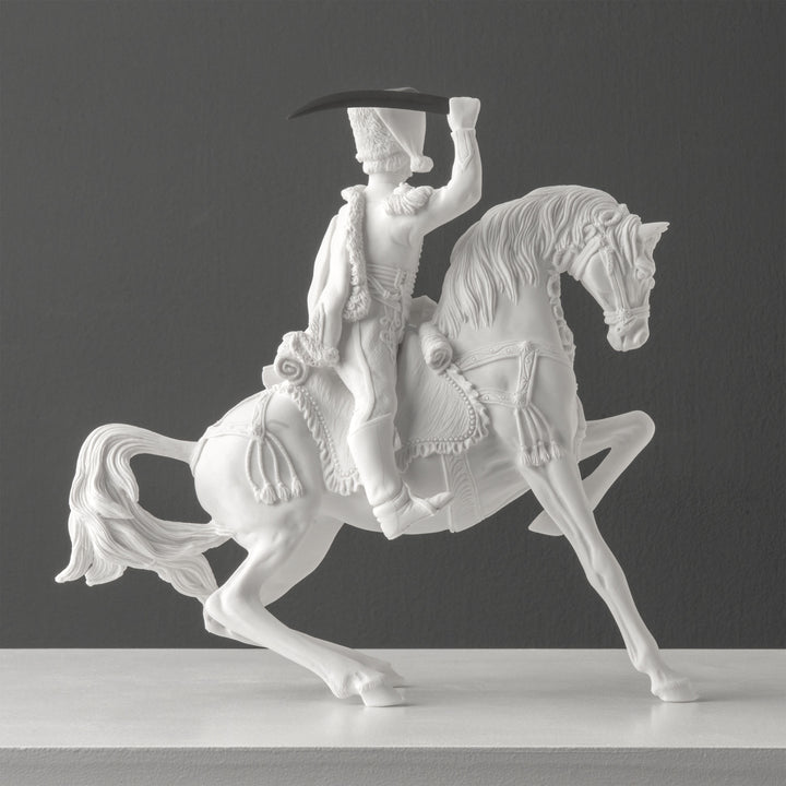 Escultura de Húsar Montado — Caballería del Siglo XIX