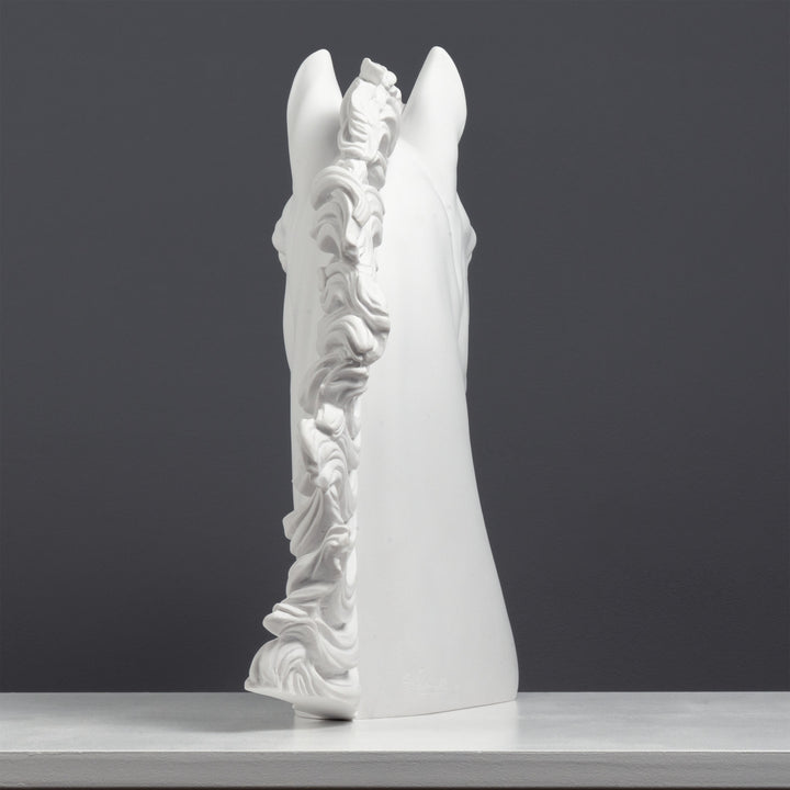 Escultura de Cabeza de Caballo Noble (Grande)