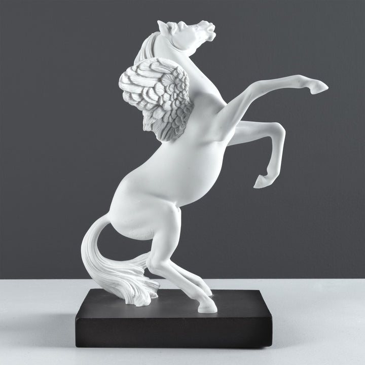 Estatua Pegaso — Caballo Alado de la Mitología Griega