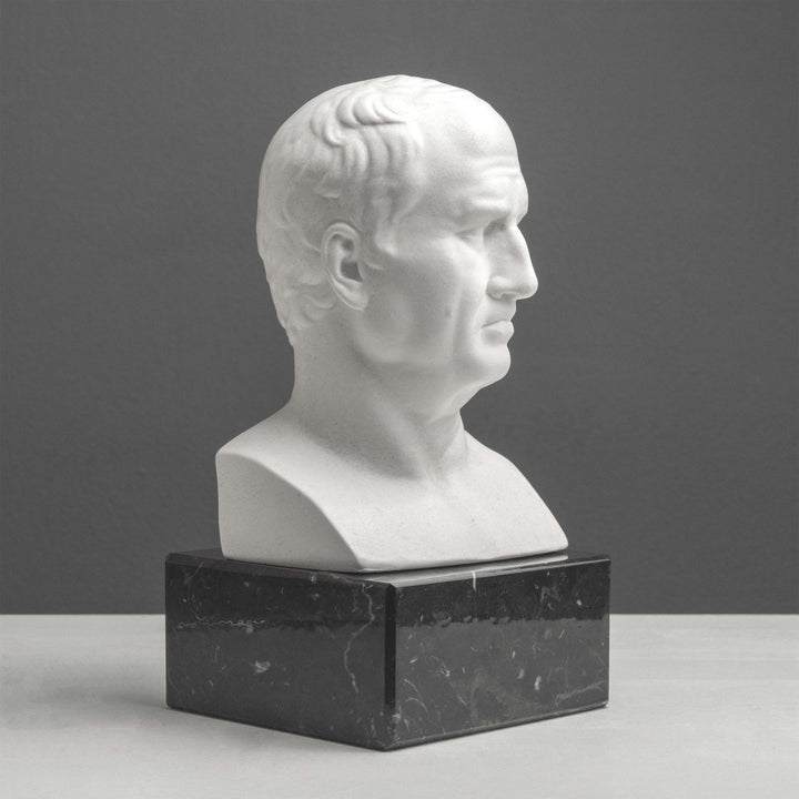 Busto de Cicerón sujetalibros con base de mármol negro