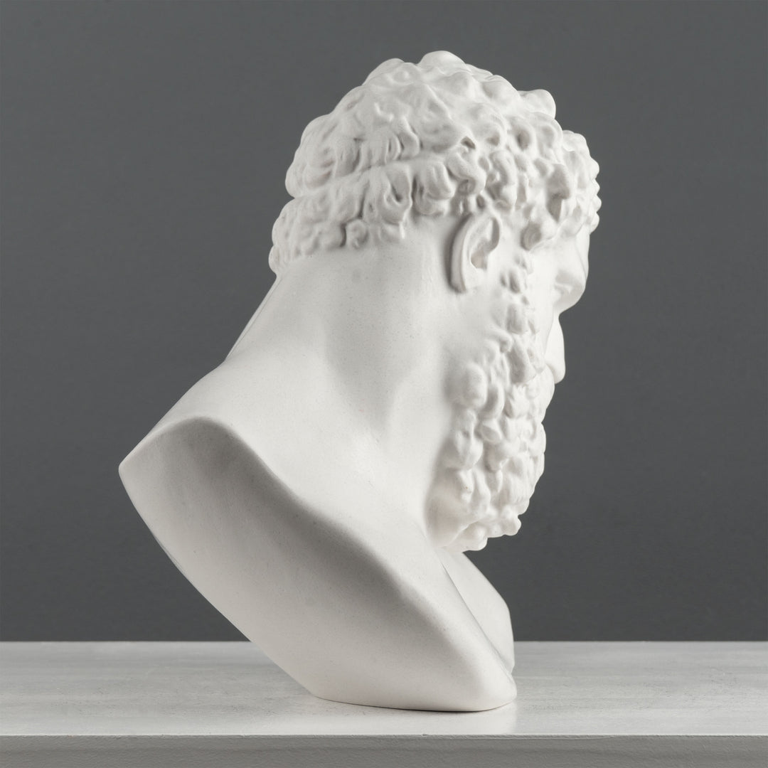 Busto De Hércules – Héroe Griego De La Fuerza Y El Poder