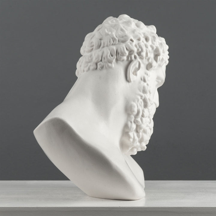 Busto De Hércules – Héroe Griego De La Fuerza Y El Poder