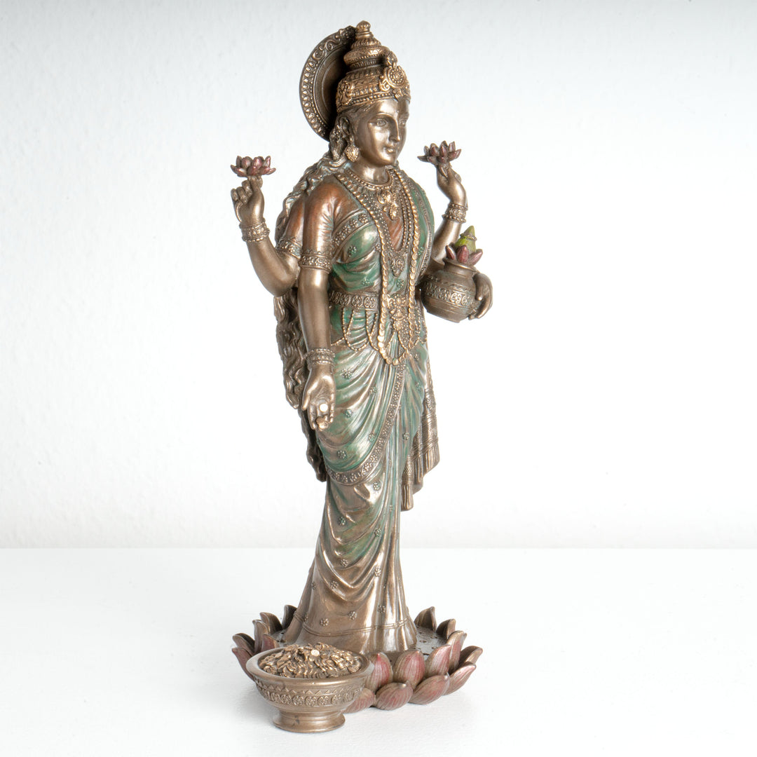 Estatua de la diosa Lakshmi – Símbolo de prosperidad (Escultura de bronce fundido en frío)