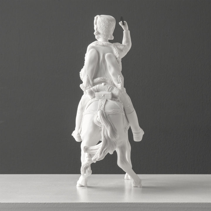 Escultura de Húsar Montado — Caballería del Siglo XIX