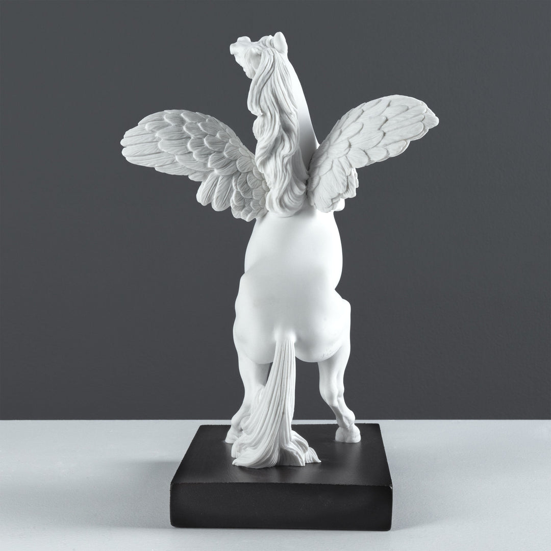 Estatua Pegaso — Caballo Alado de la Mitología Griega