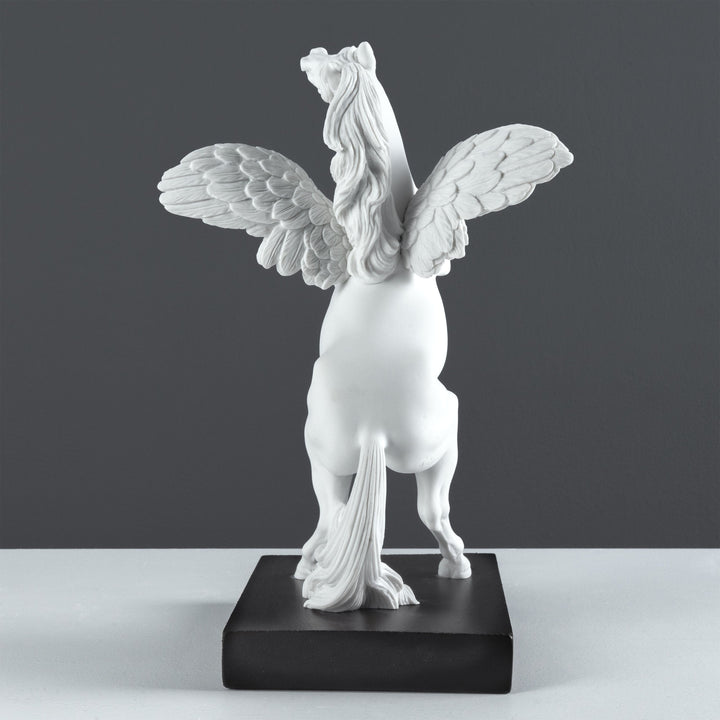 Estatua Pegaso — Caballo Alado de la Mitología Griega