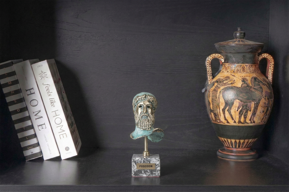 Estatua de busto de Poseidón — dios griego del mar (Escultura de latón)