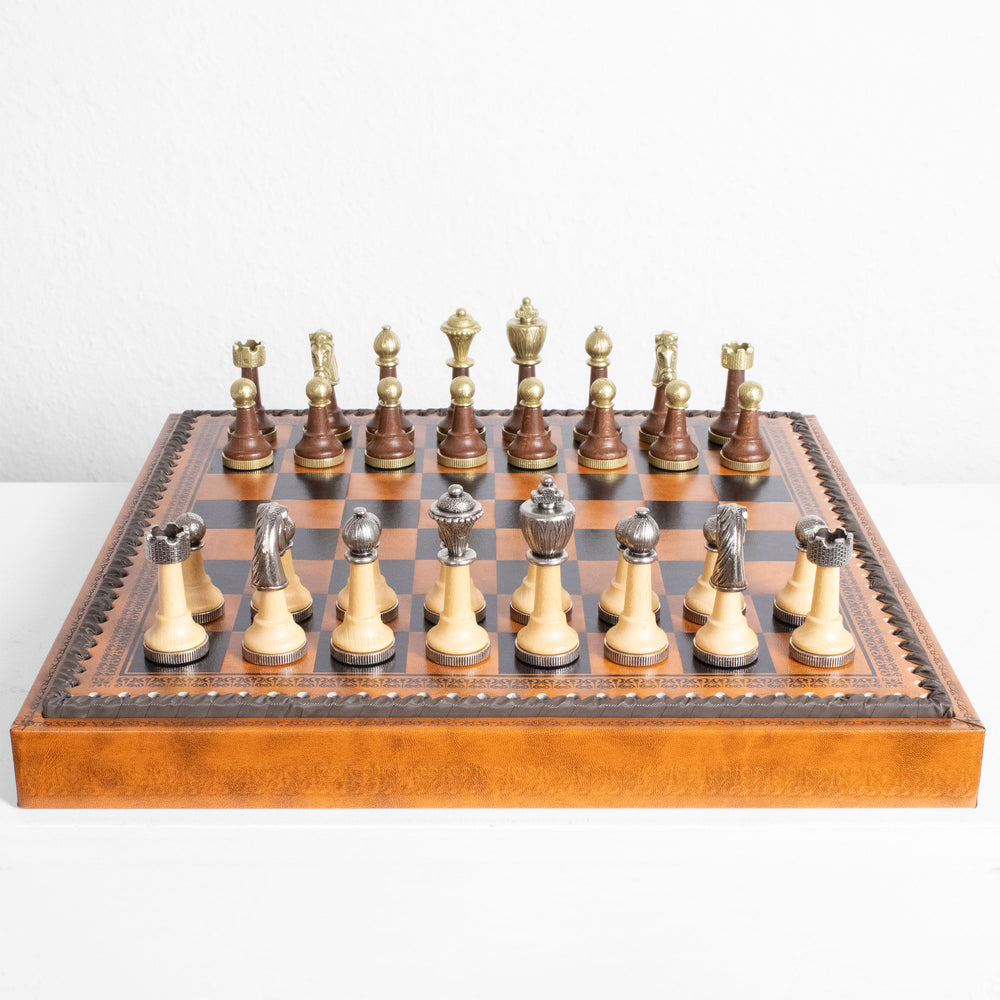 Juego de Ajedrez Premium en Metal con Tablero Multifunción en Polipiel de Italfama