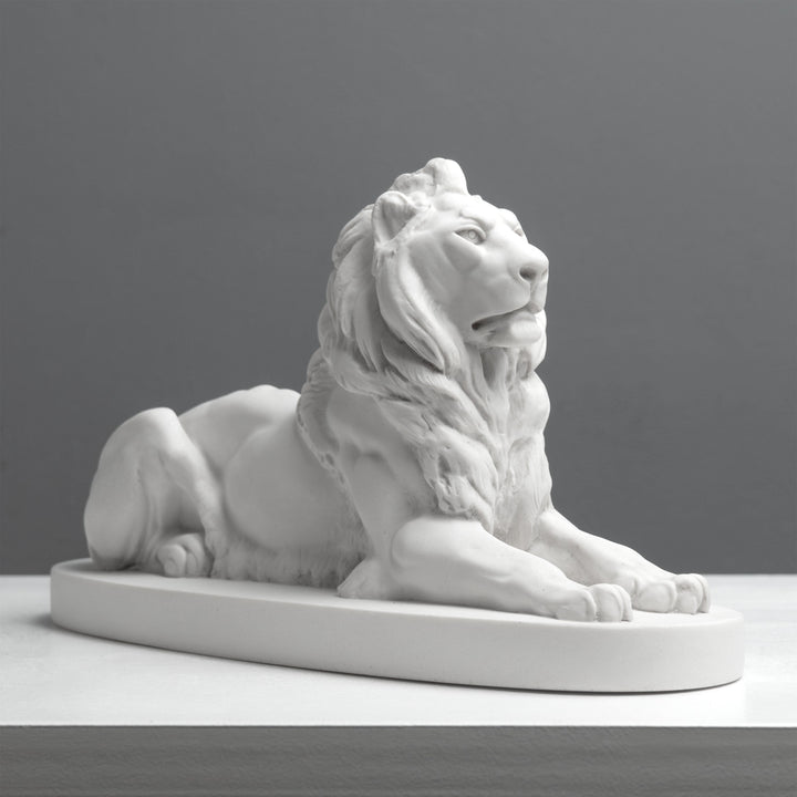 Estatua del León de Trafalgar – Escultura del león de Landseer en blanco