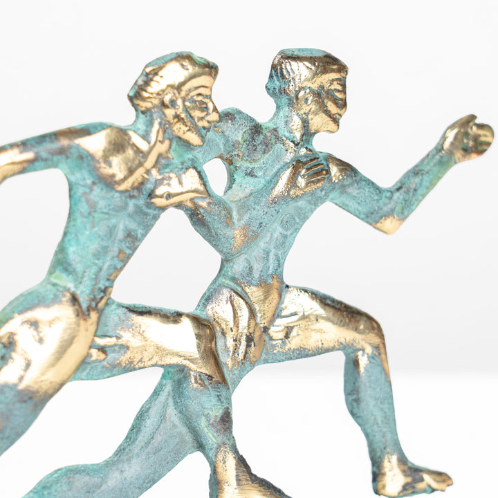 Estatua de los Corredores (Escultura de latón)