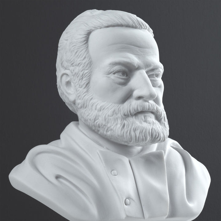 Busto Victor Hugo — Maestro del Romanticismo Francés