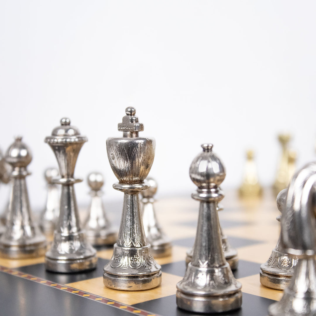 Juego de Ajedrez Staunton en Metal de Italfama con Tablero de Madera Premium Queen’s Gambit