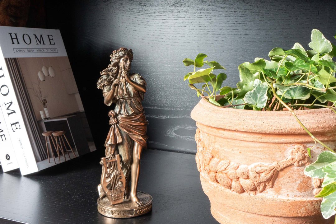 Estatua de Euterpe, Musa de la Música (Escultura de bronce frío)