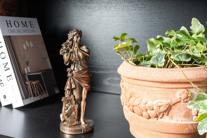 Estatua de Euterpe, Musa de la Música (Escultura de bronce frío)