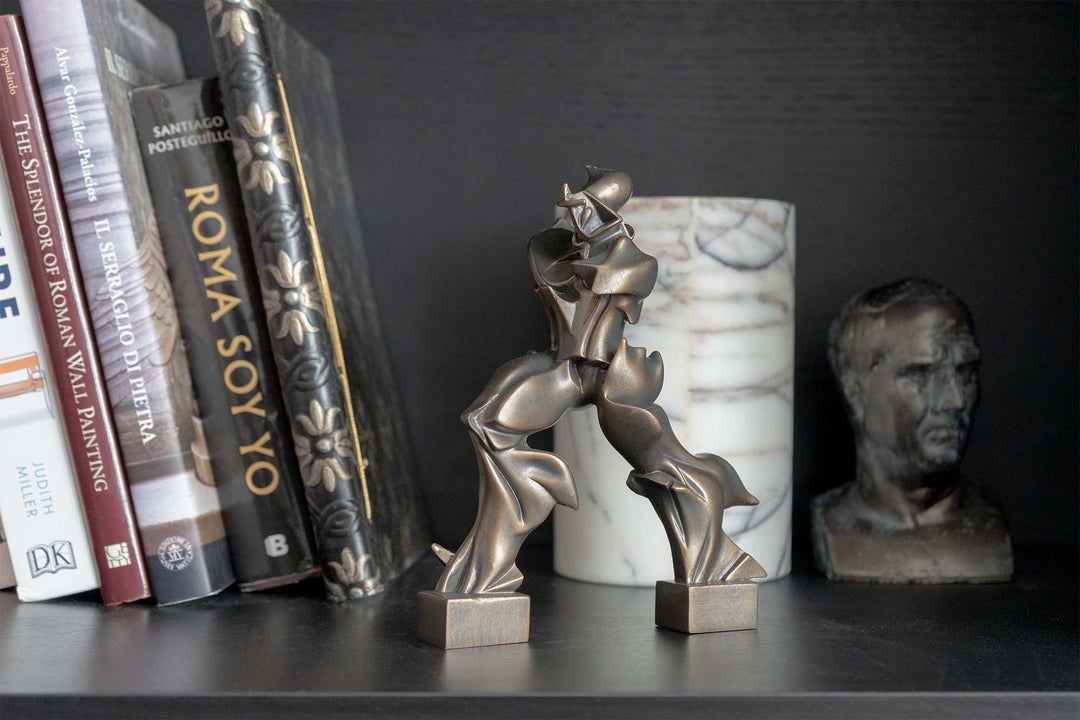 Escultura de Hombre Futurista de Boccioni (Bronce Fundido en Frío)