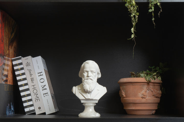 Busto de Johannes Brahms — Maestro de la Armonía Romántica