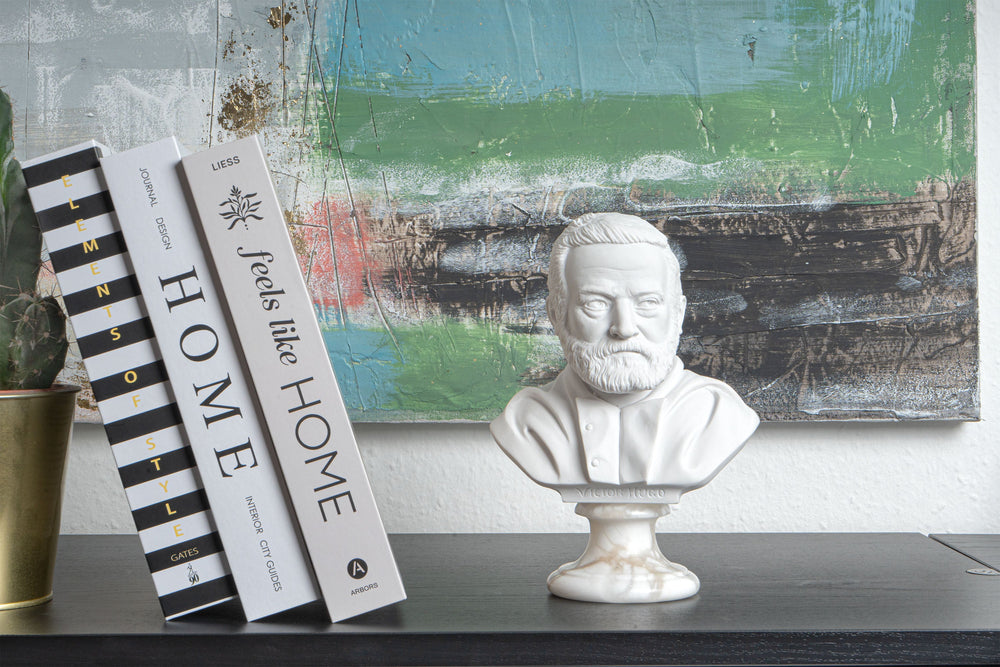 Busto Victor Hugo — Maestro del Romanticismo Francés