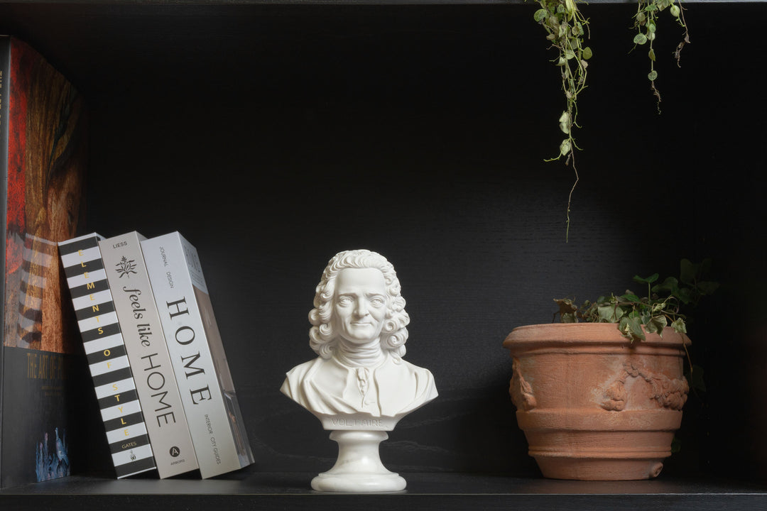 Busto de Voltaire — Espíritu de la Ilustración