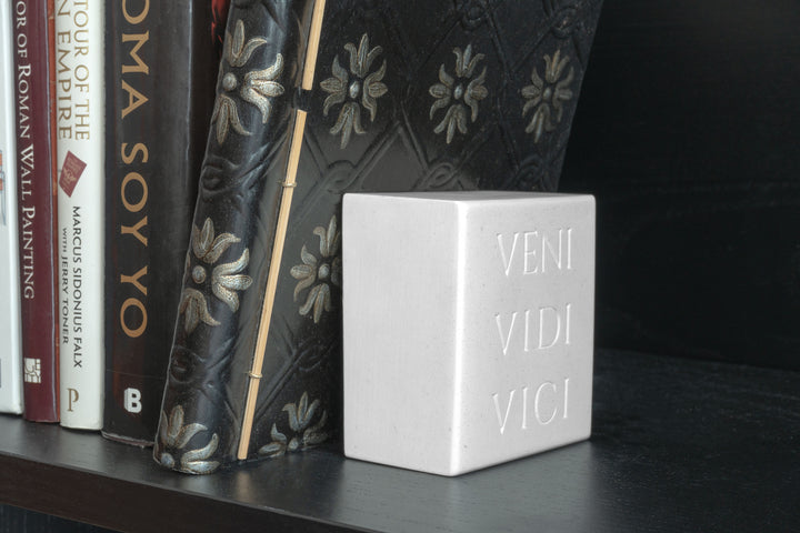 Sujetalibros Veni Vidi Vici – Escultura De Inscripción Romana