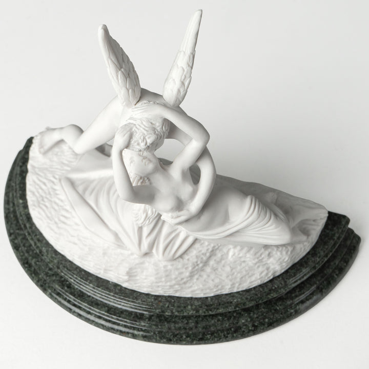 Estatua de Cupido y Psique