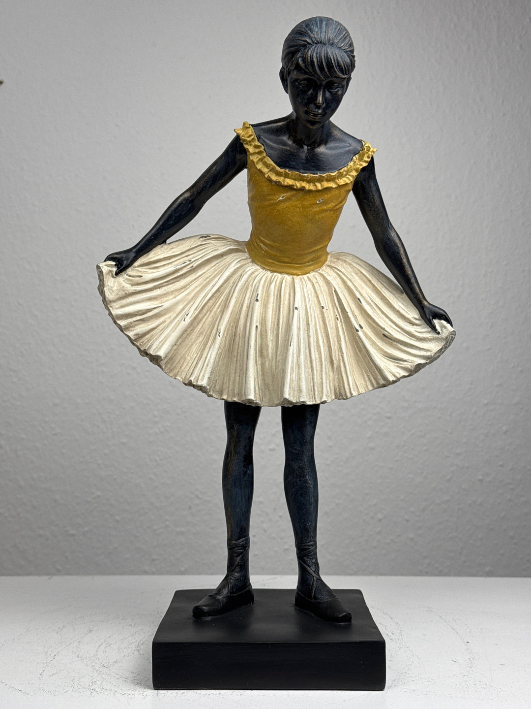 Escultura Bailarina Elegante (Estatua de la Bailarina de Degas)