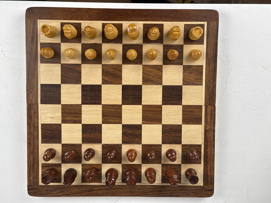 Juego de Ajedrez de Madera con Tablero (Pequeño)