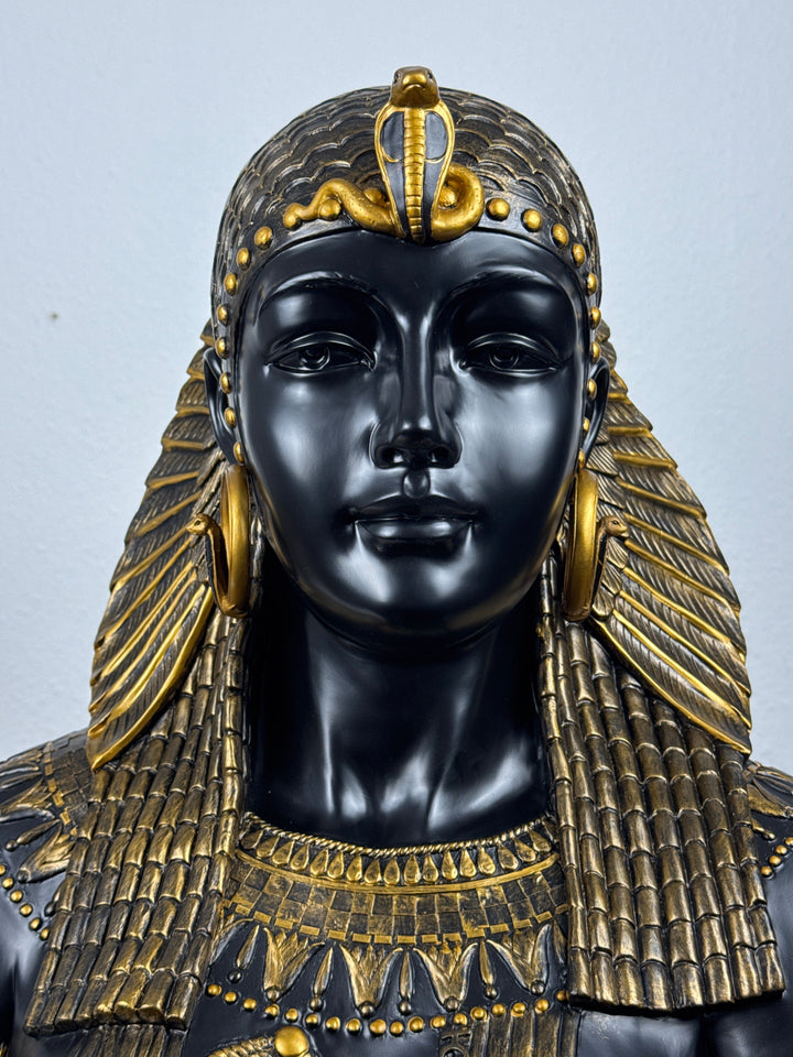 Busto de Cleopatra, Reina de Egipto (Negro y Dorado)