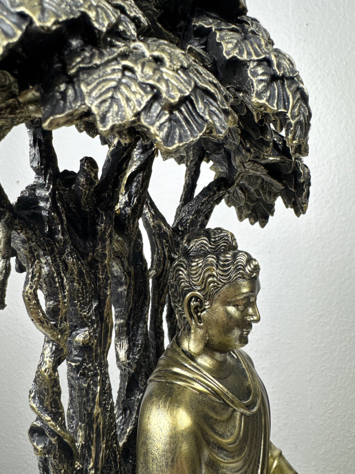 Estatua de Buda bajo el Árbol Bodhi (Acabado en Bronce)