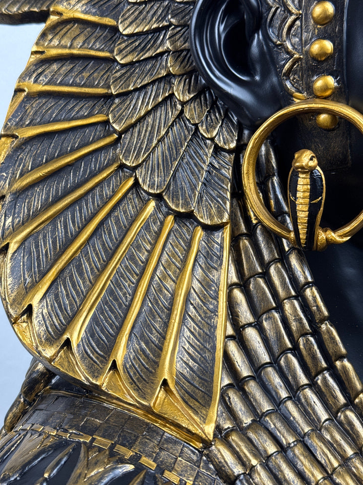 Busto de Cleopatra, Reina de Egipto (Negro y Dorado)
