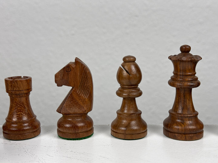 Juego de Ajedrez de Madera con Tablero (Mediano)