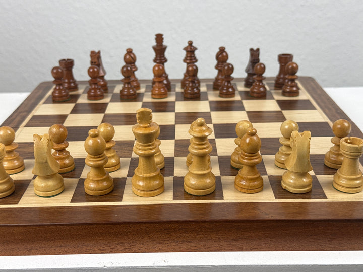 Juego de Ajedrez de Madera con Tablero (Pequeño)