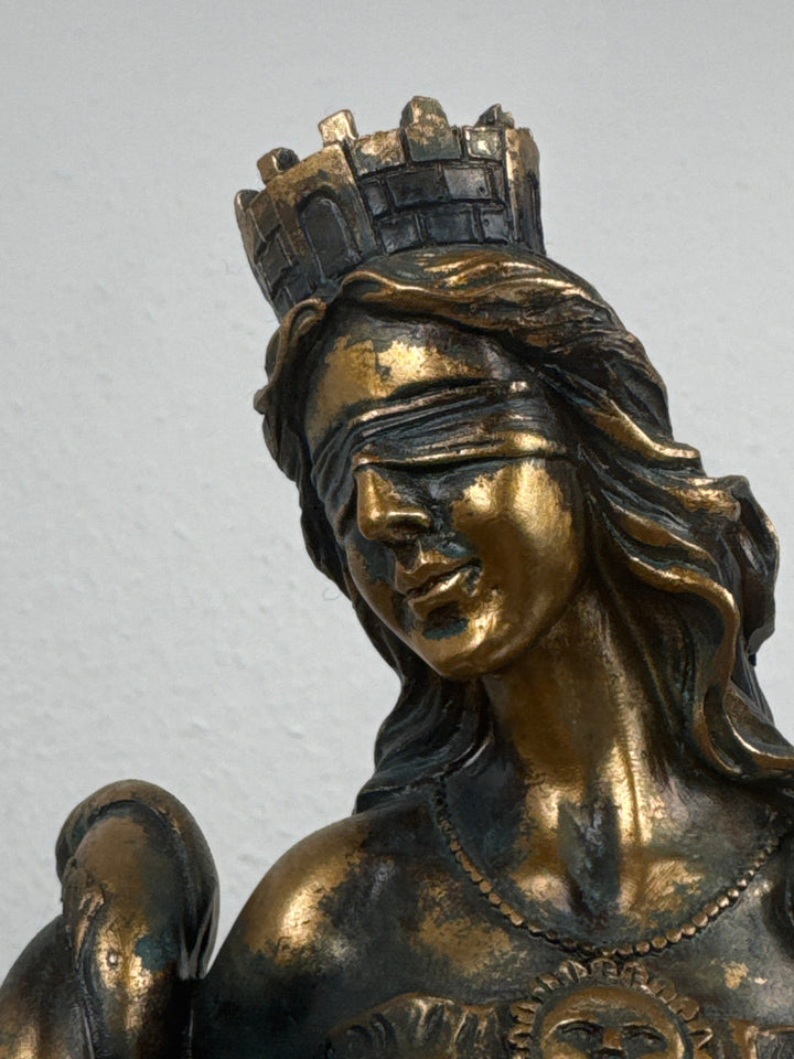 Estatua de la Dama Fortuna – Diosa Griega de la Suerte (Acabado Latón Oscuro)