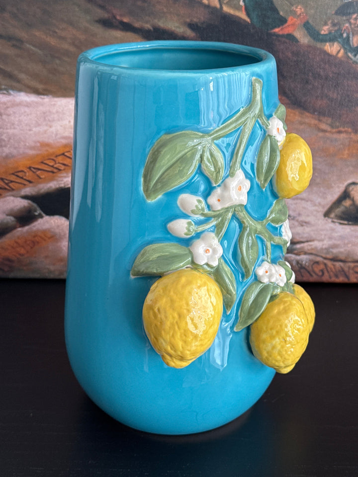 Jarrón con Flores de Limonero (Cerámica Estilo Italiano)