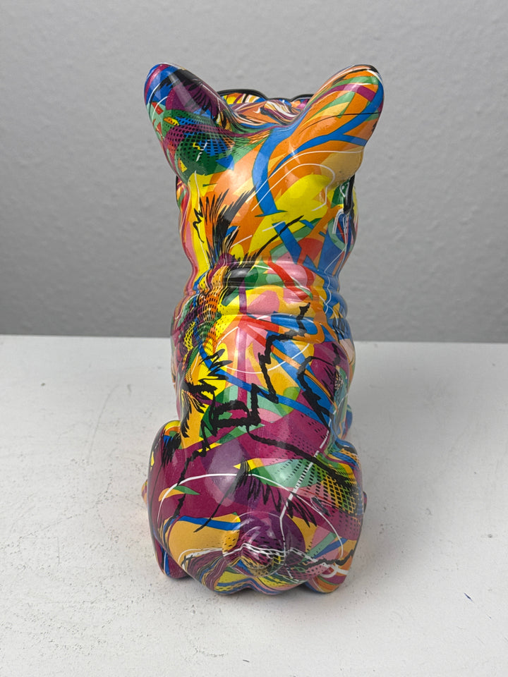 Estatua de Bulldog con Pajarita (Estilo Graffiti Pop Art)