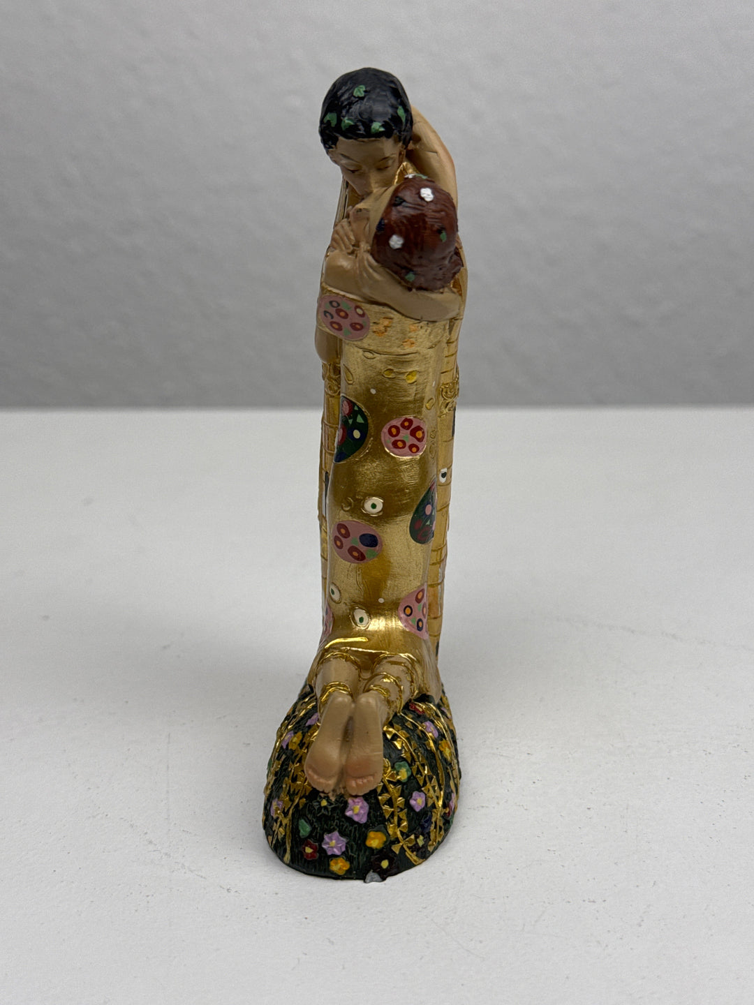 Escultura Amor – El Beso de Klimt (Pequeña, Estatua de Enamorados)